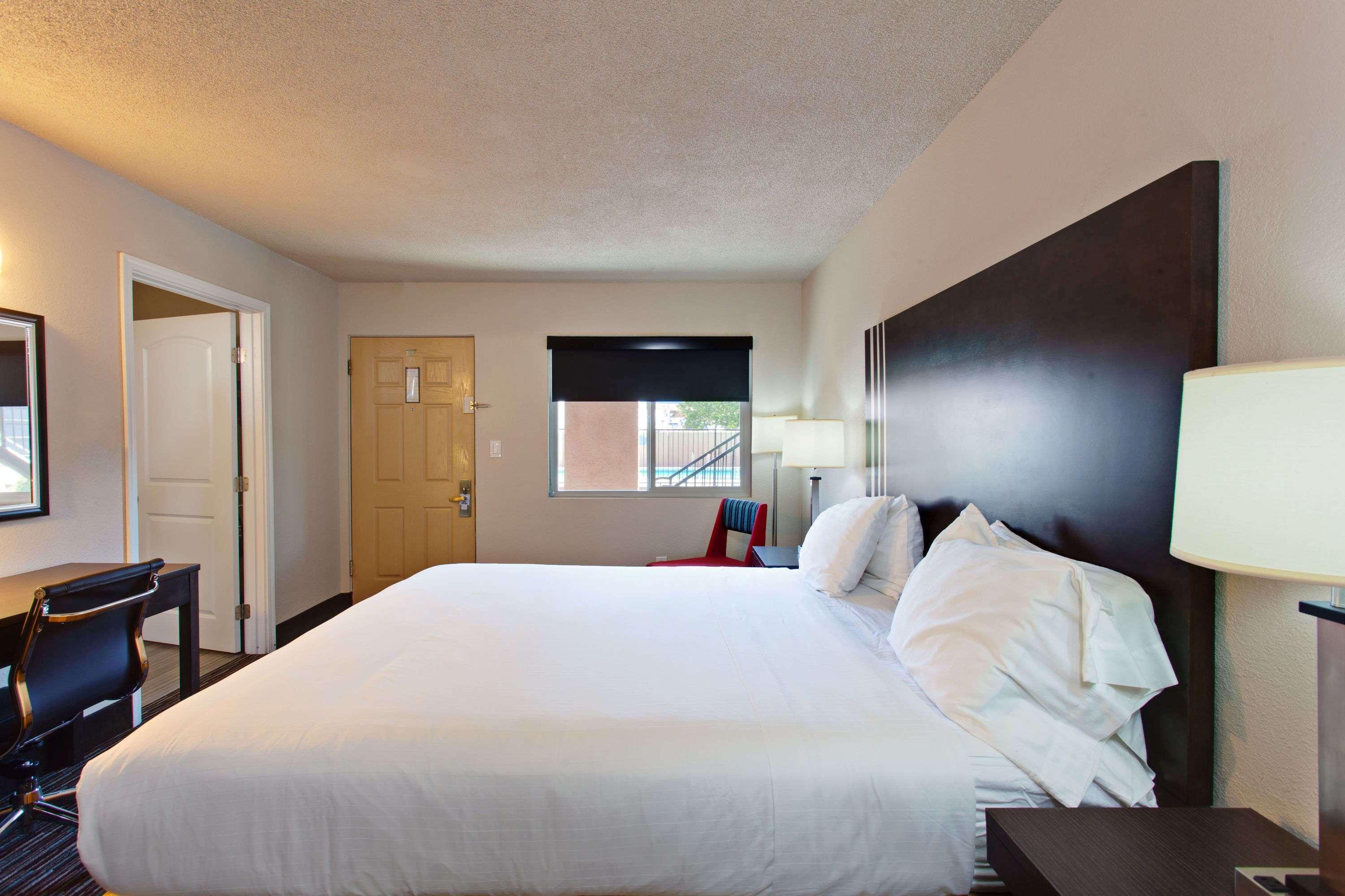 Days Inn By Wyndham Chowchilla Gateway To Yosemite Exteriör bild